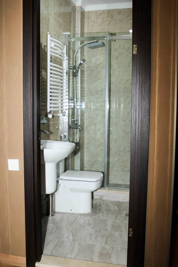 Hotel New Telavi Extérieur photo