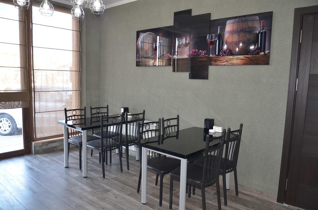 Hotel New Telavi Extérieur photo
